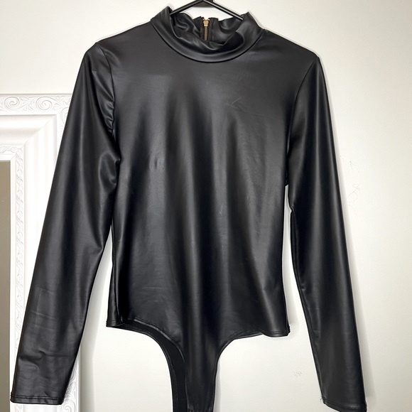 FAUX LEATHER LONG SLEEVE BODYSUIT - Picture 1 of 1